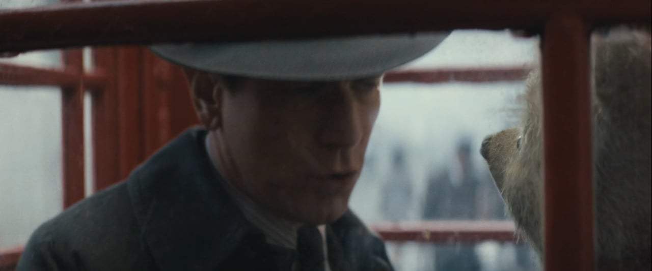 Christopher Robin (2018) - Phone Booth Screen Capture #2