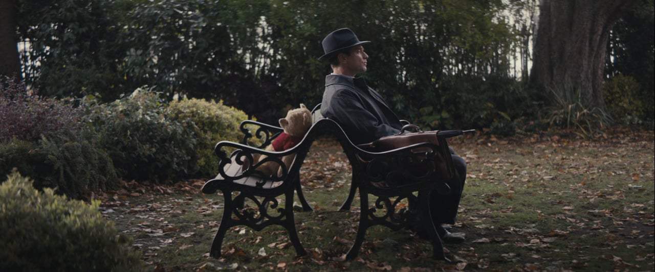 Christopher Robin (2018) - What to Do Screen Capture #1