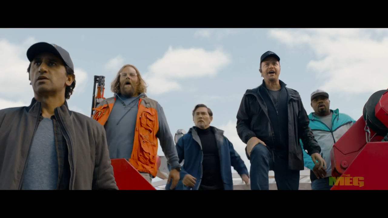 The Meg Crazy Trailer (2018) Screen Capture #1