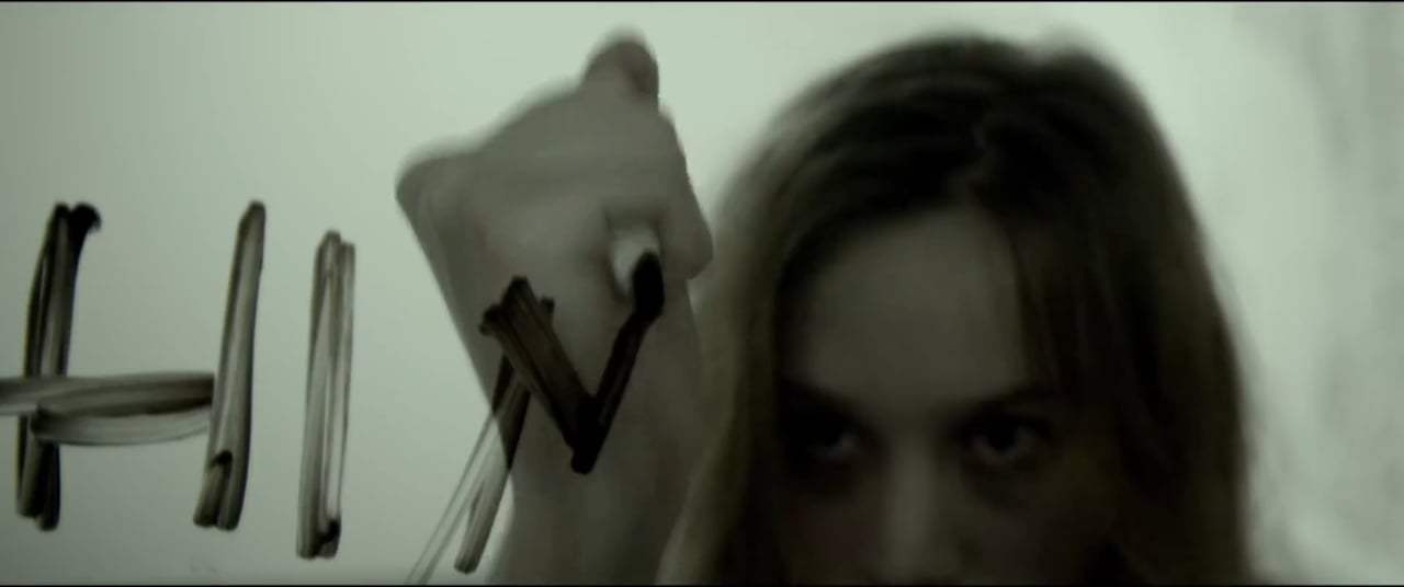 Slender Man Featurette - Disappear (2018) Screen Capture #4