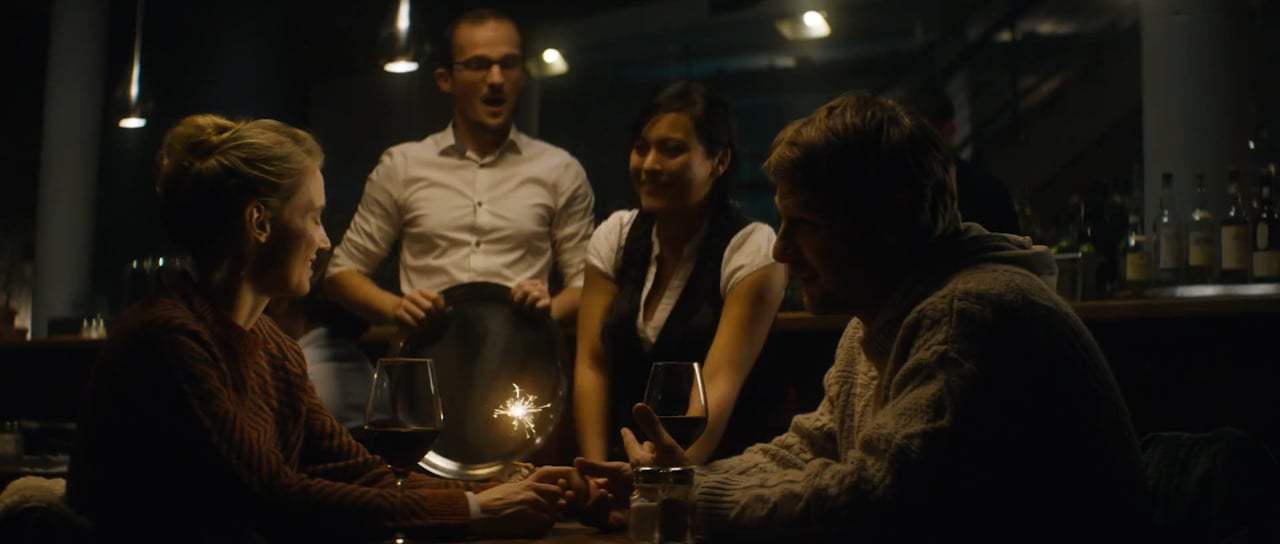 Four Hands Trailer (2018) Screen Capture #3