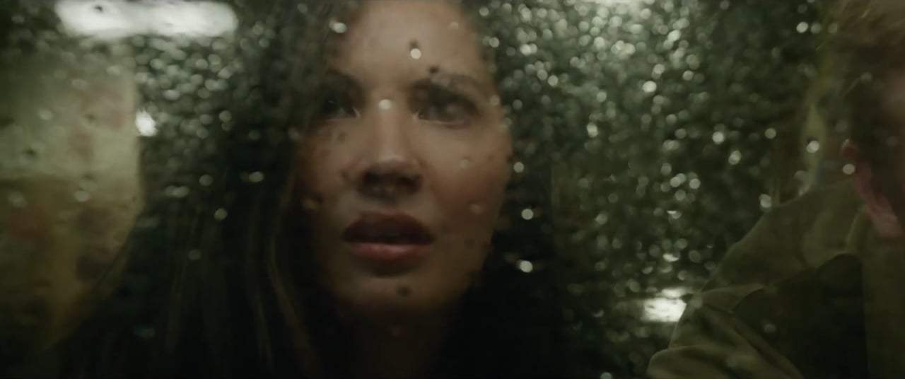 The Predator (2018) - Hunting Each Other Screen Capture #4
