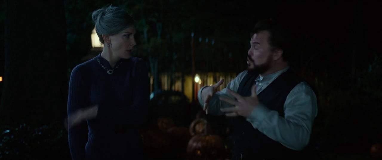 The House with a Clock in its Walls (2018) - Pumpkin Garden Screen Capture #1
