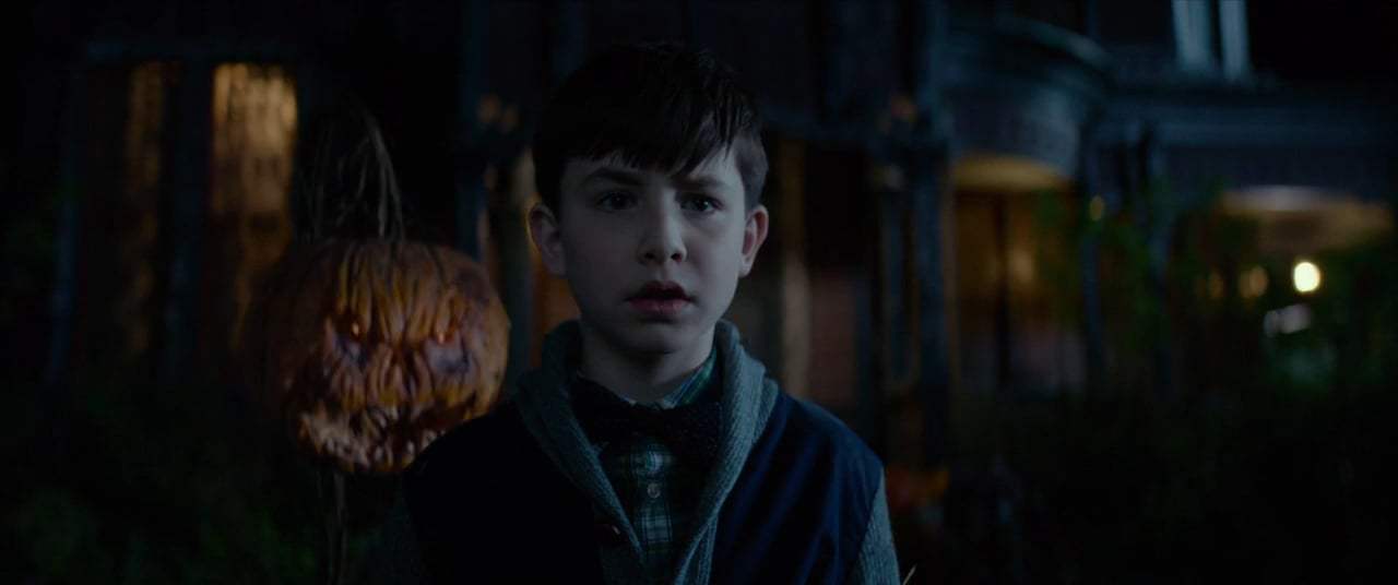 The House with a Clock in its Walls (2018) - Pumpkin Garden Screen Capture #2