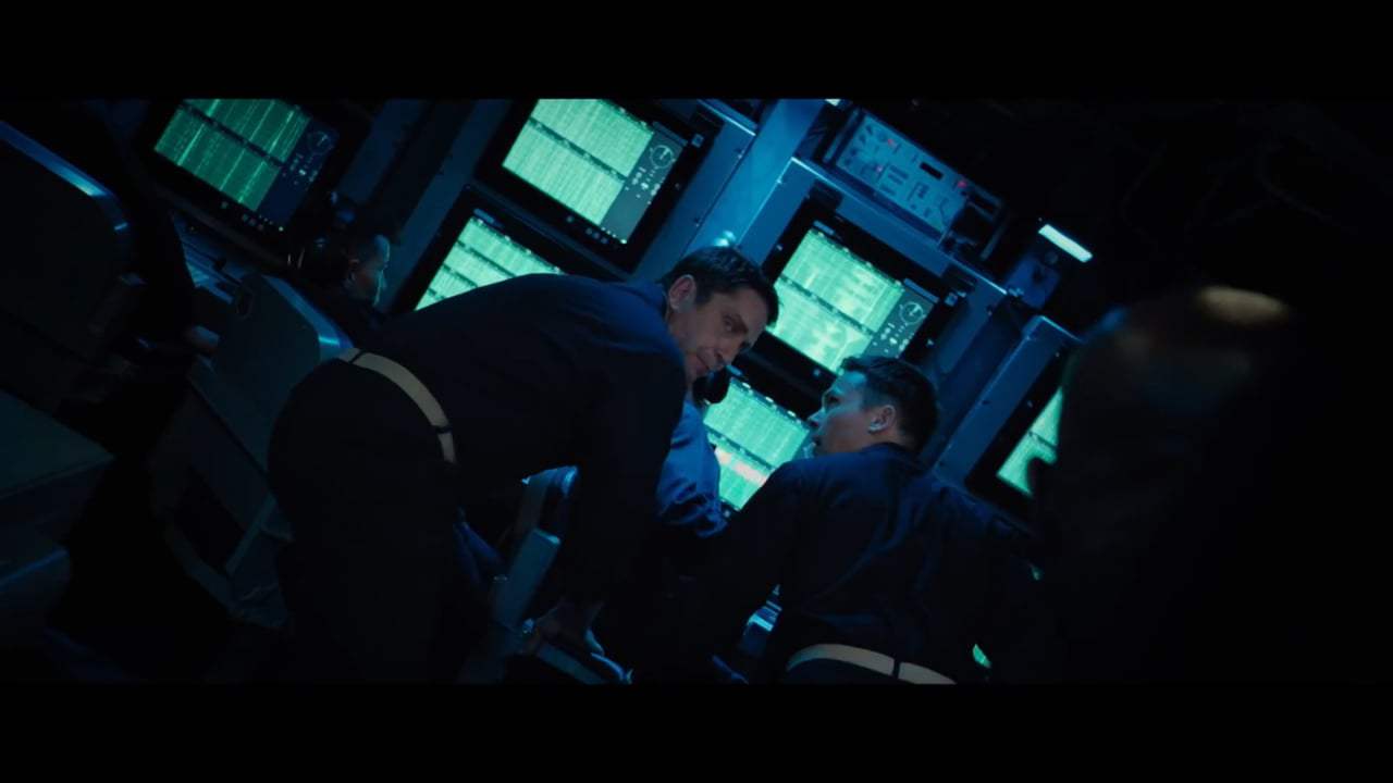 Hunter Killer Featurette - Beneath the Surface (2018) Screen Capture #4