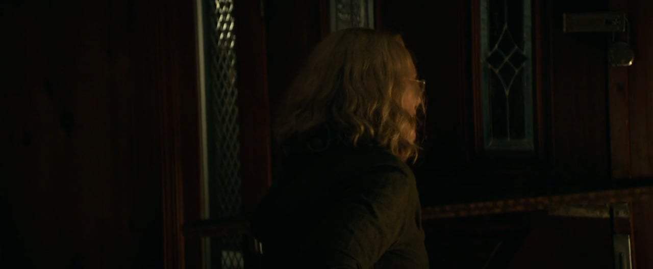 Halloween (2018) - Michael is Here Screen Capture #2