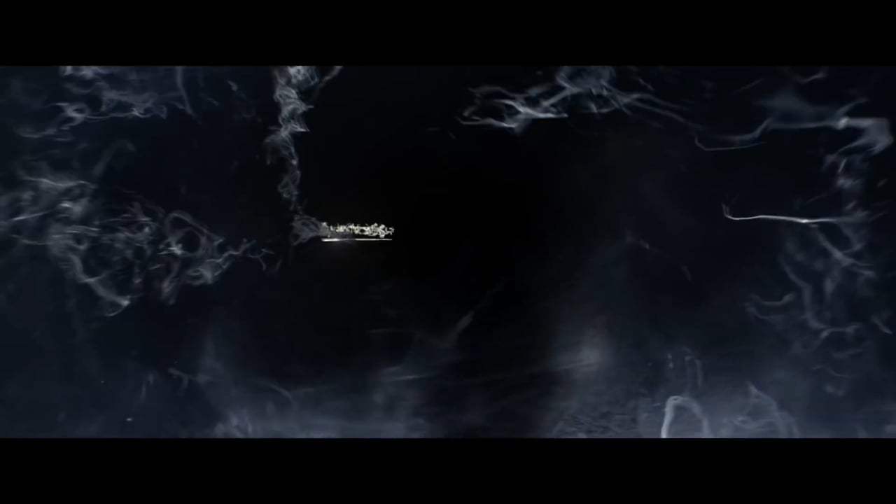 Fantastic Beasts: The Crimes of Grindelwald Featurette - Accio Tickets (2018) Screen Capture #3