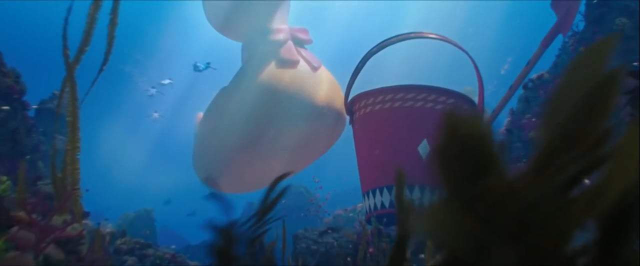 Mary Poppins Returns TV Spot - Special Look (2018) Screen Capture #2