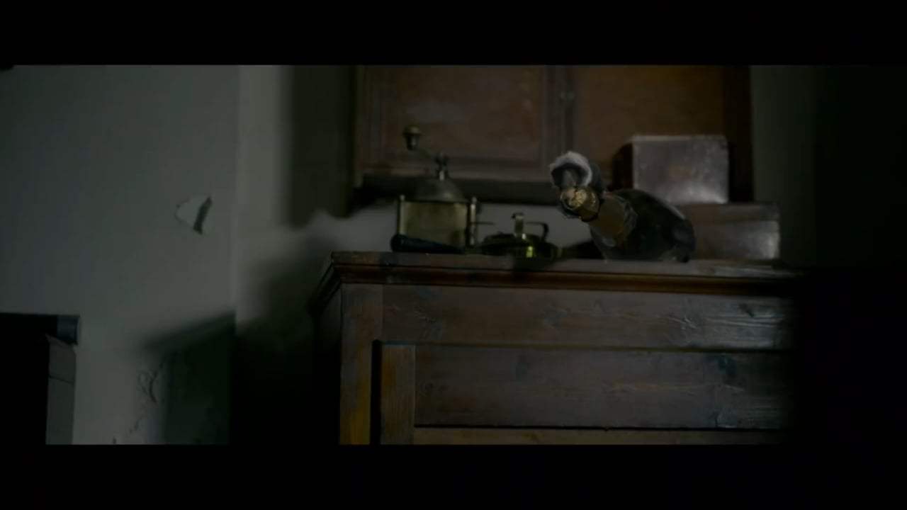 Fantastic Beasts: The Crimes of Grindelwald Featurette - Newt's New Grindelwald (2018) Screen Capture #3