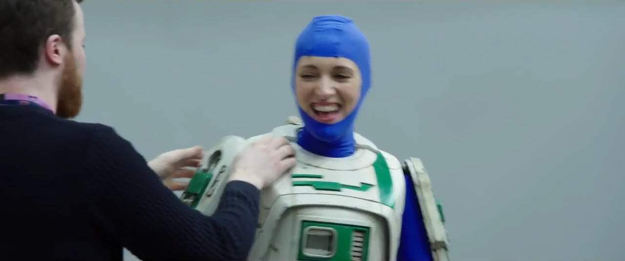 Solo: A Star Wars Story Featurette - L3's Costume (2018) Screen Capture #1