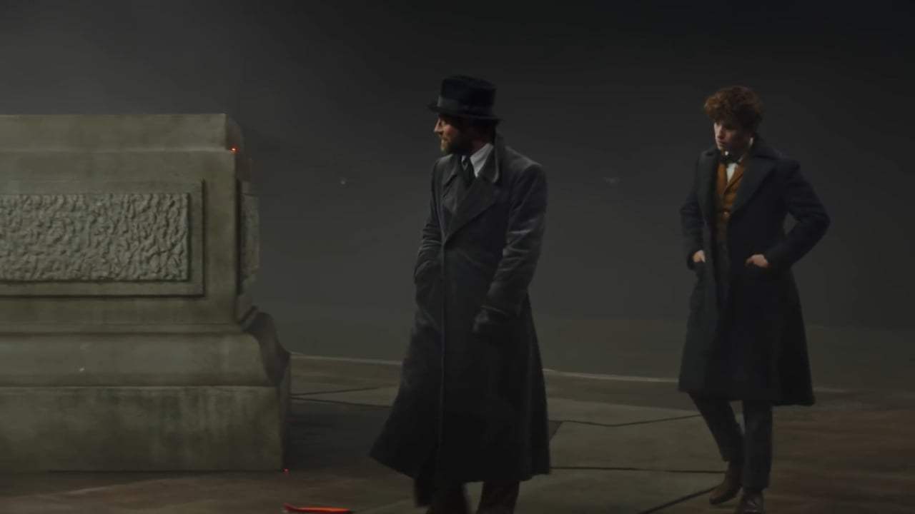 Fantastic Beasts: The Crimes of Grindelwald Featurette - Distinctly Dumbledore (2018) Screen Capture #2