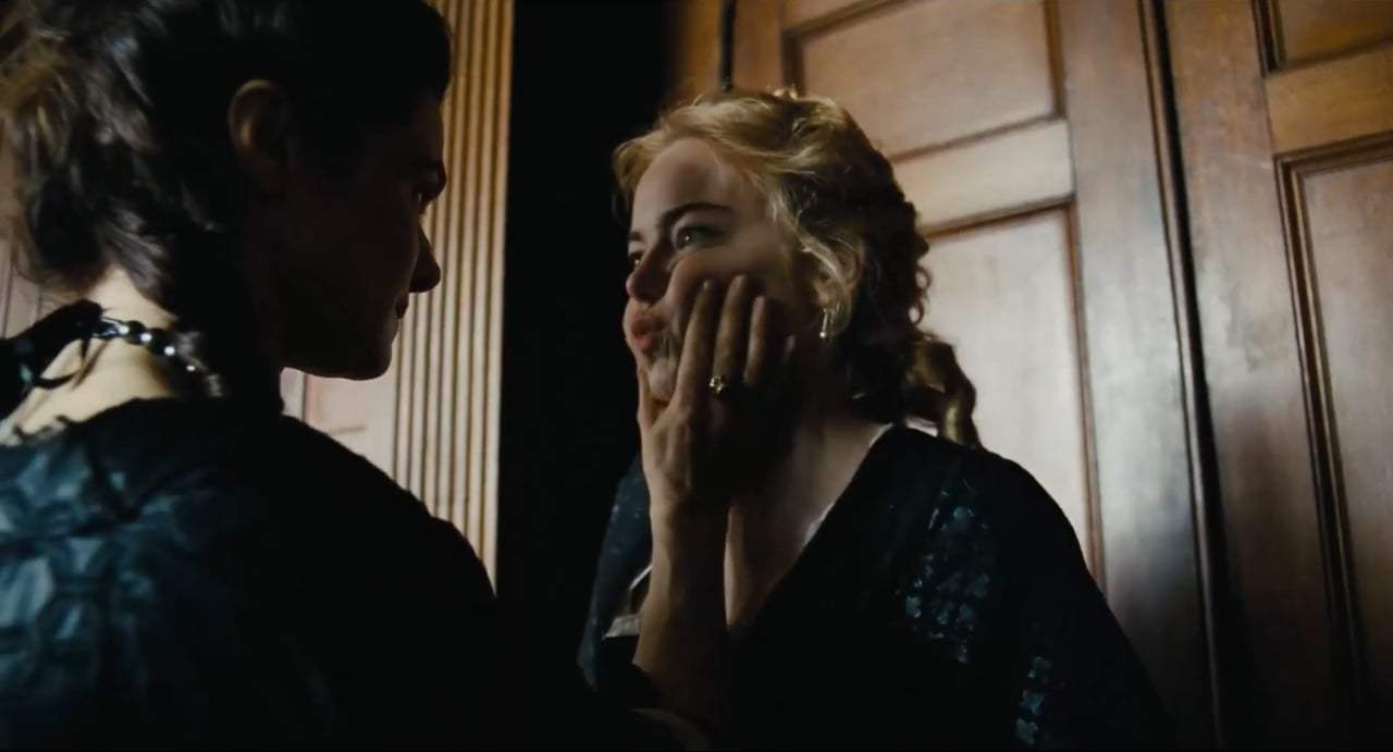 The Favourite TV Spot - Fun to be Queen (2018) Screen Capture #4
