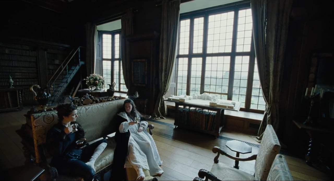 The Favourite (2018) - Hot Chocolate Screen Capture #4