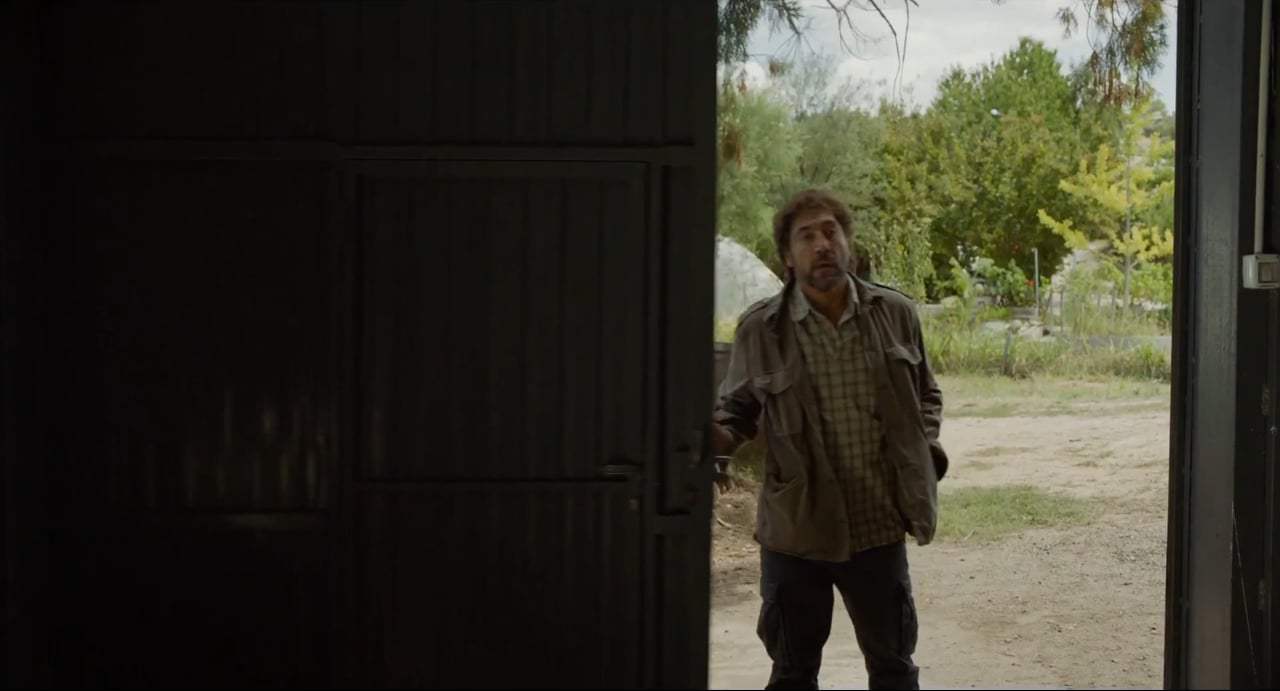 Everybody Knows Trailer (2019) Screen Capture #3