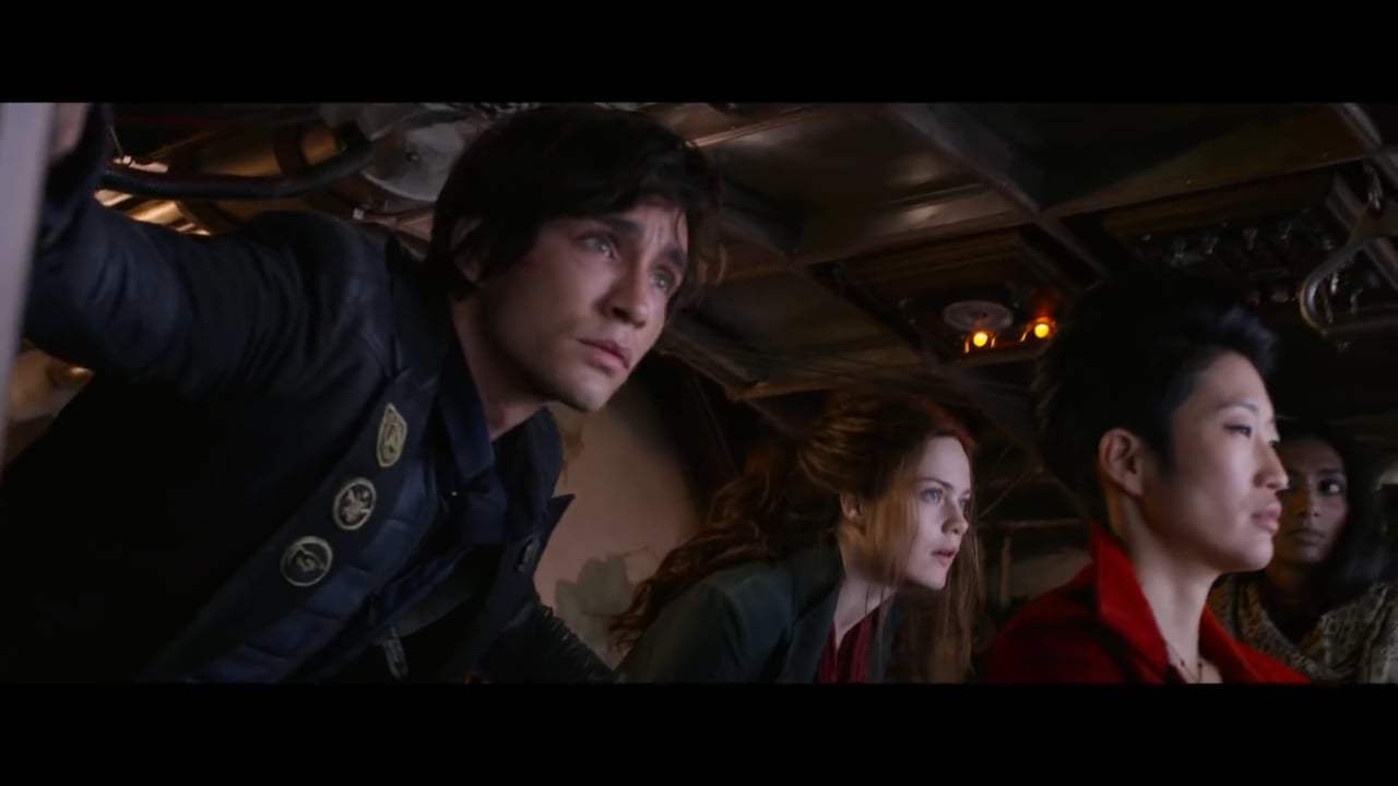 Mortal Engines TV Spot - Hunting Ground (2018) Screen Capture #3