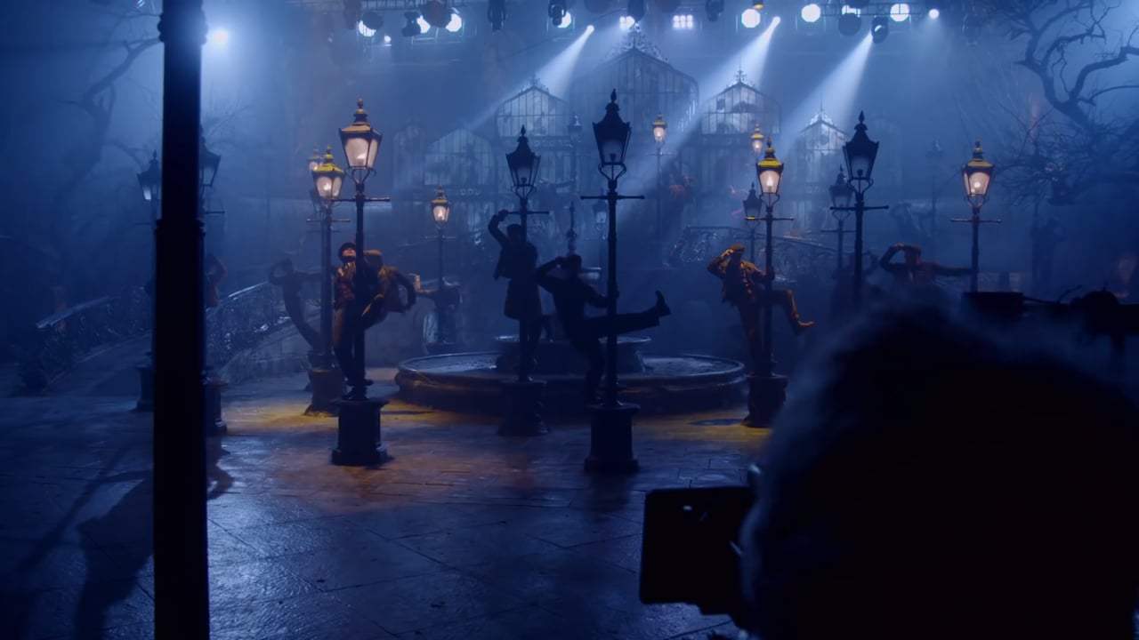 Mary Poppins Returns Featurette - The Story Continues (2018) Screen Capture #3