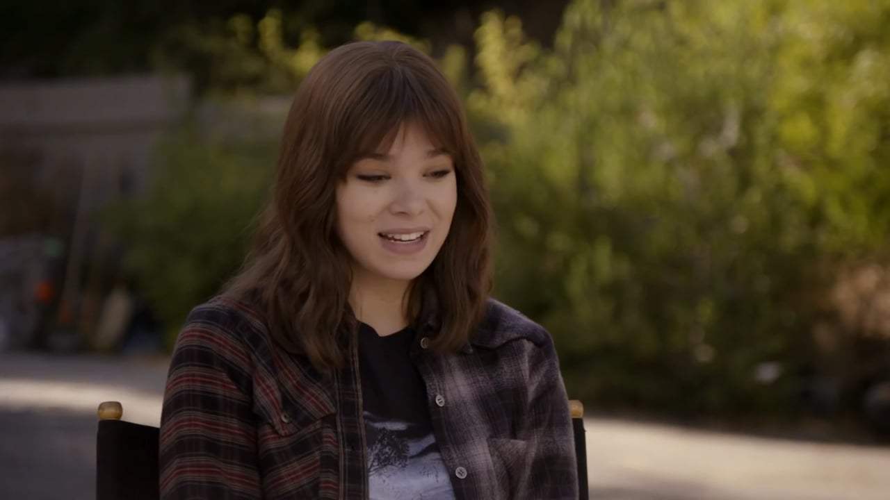 Bumblebee Featurette - Hailee Steinfeld (2018) Screen Capture #4