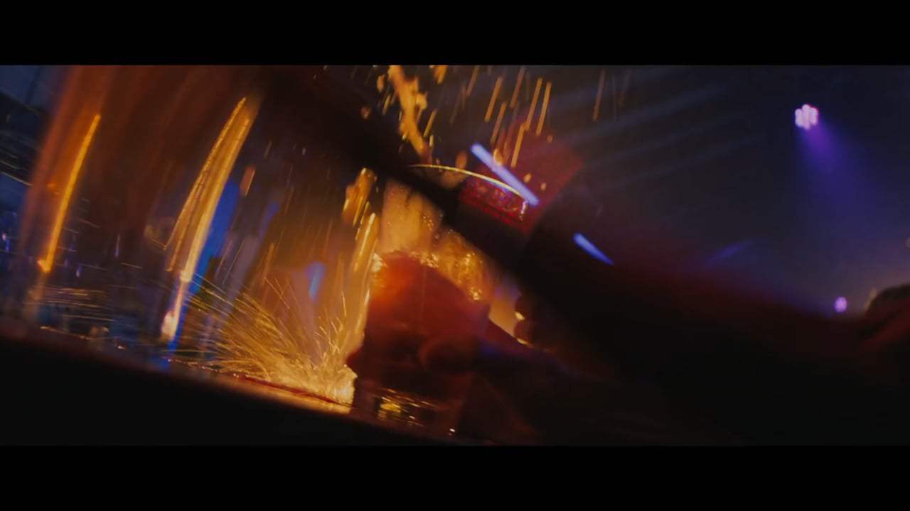 Isn't It Romantic (2019) - Don't You Want to Dance Screen Capture #2