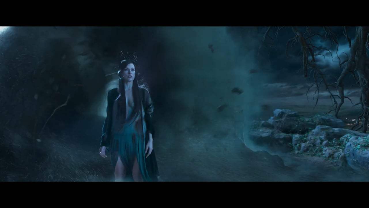 Hellboy (2019) - Arrived Screen Capture #1