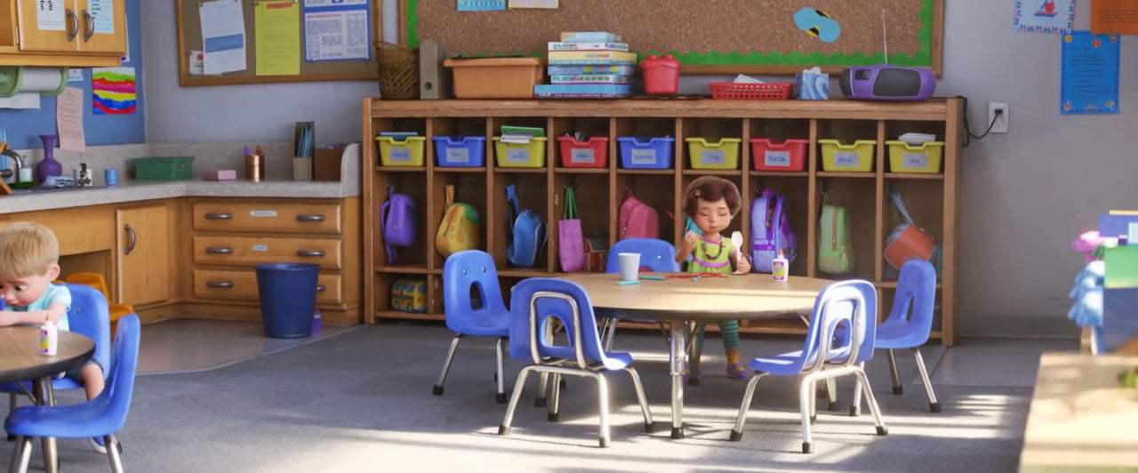 Toy Story 4 TV Spot - Making a New Friend (2019) Screen Capture #1