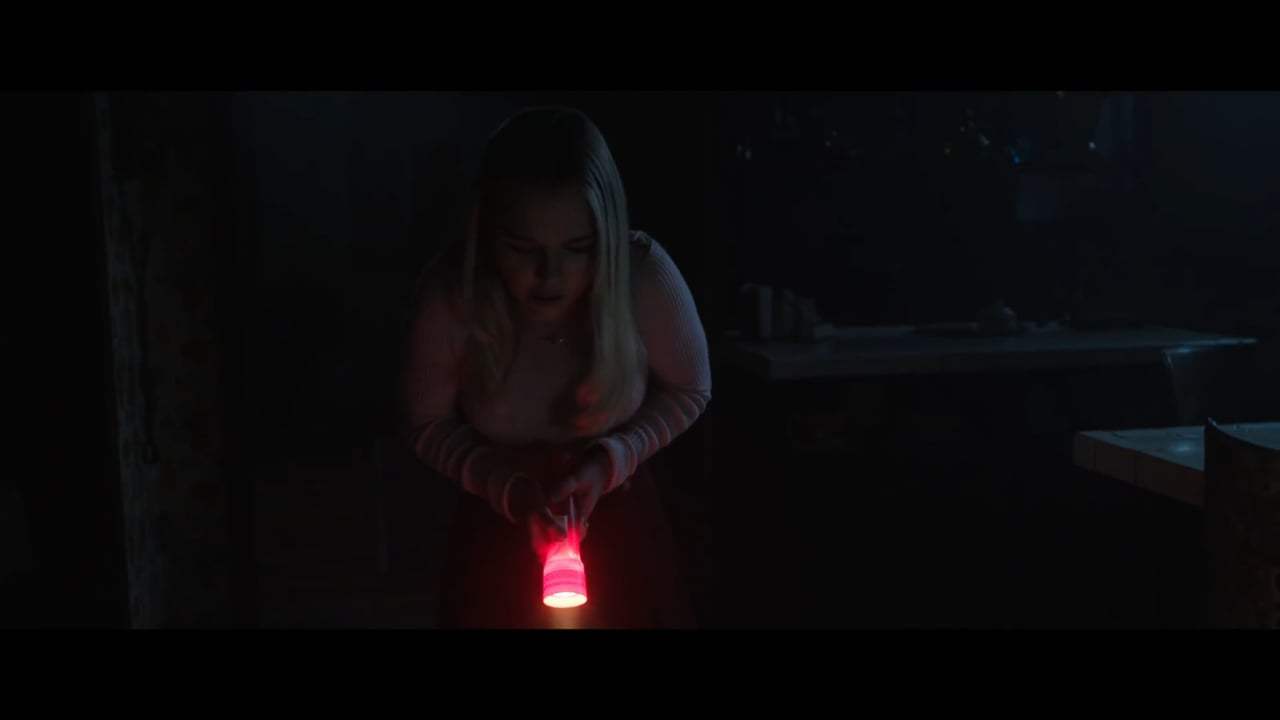 Annabelle Comes Home Theatrical Trailer (2019) Screen Capture #3
