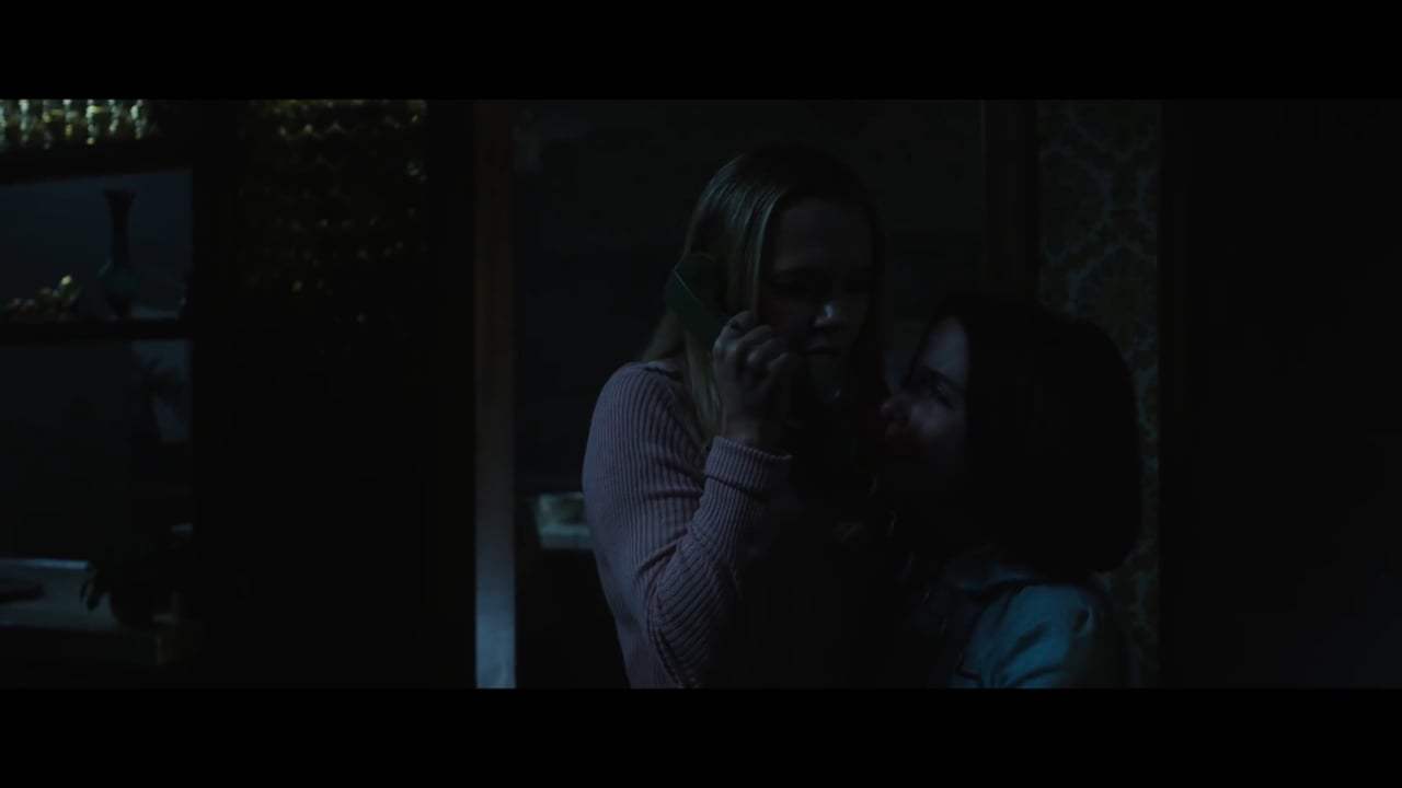 Annabelle Comes Home Theatrical Trailer (2019) Screen Capture #4