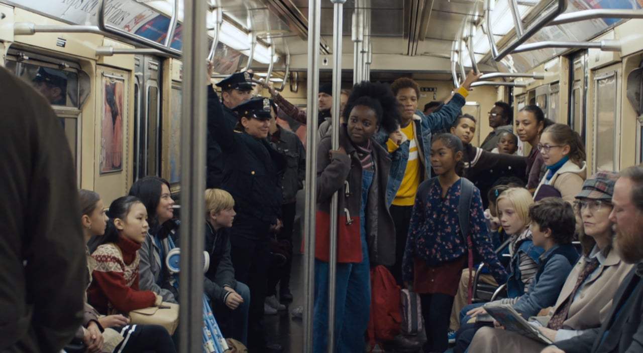 A Beautiful Day in the Neighborhood Trailer (2019) Screen Capture #4