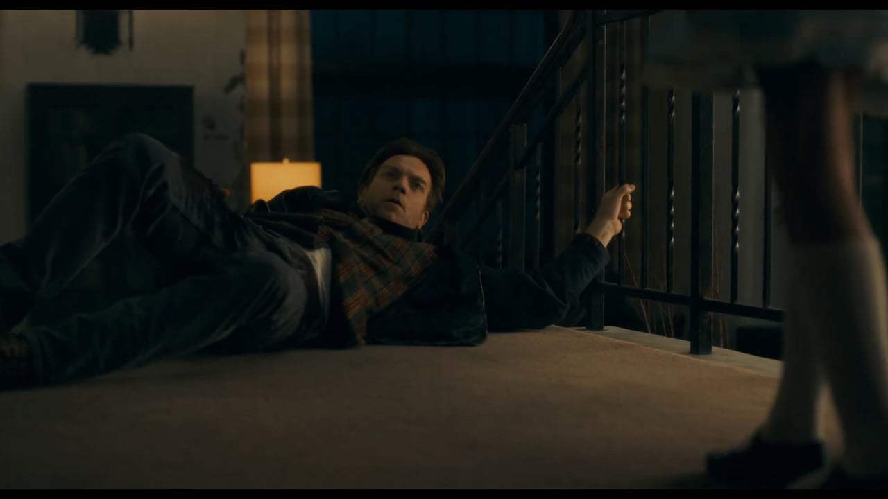 Doctor Sleep Theatrical Trailer (2019) Screen Capture #3