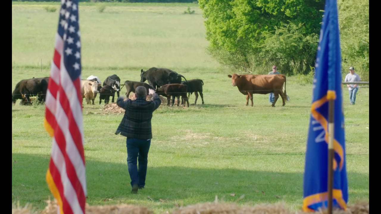 Irresistible Trailer (2020) Screen Capture #3