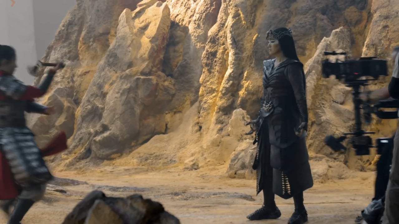 Mulan Featurette - Stunts (2020) Screen Capture #1