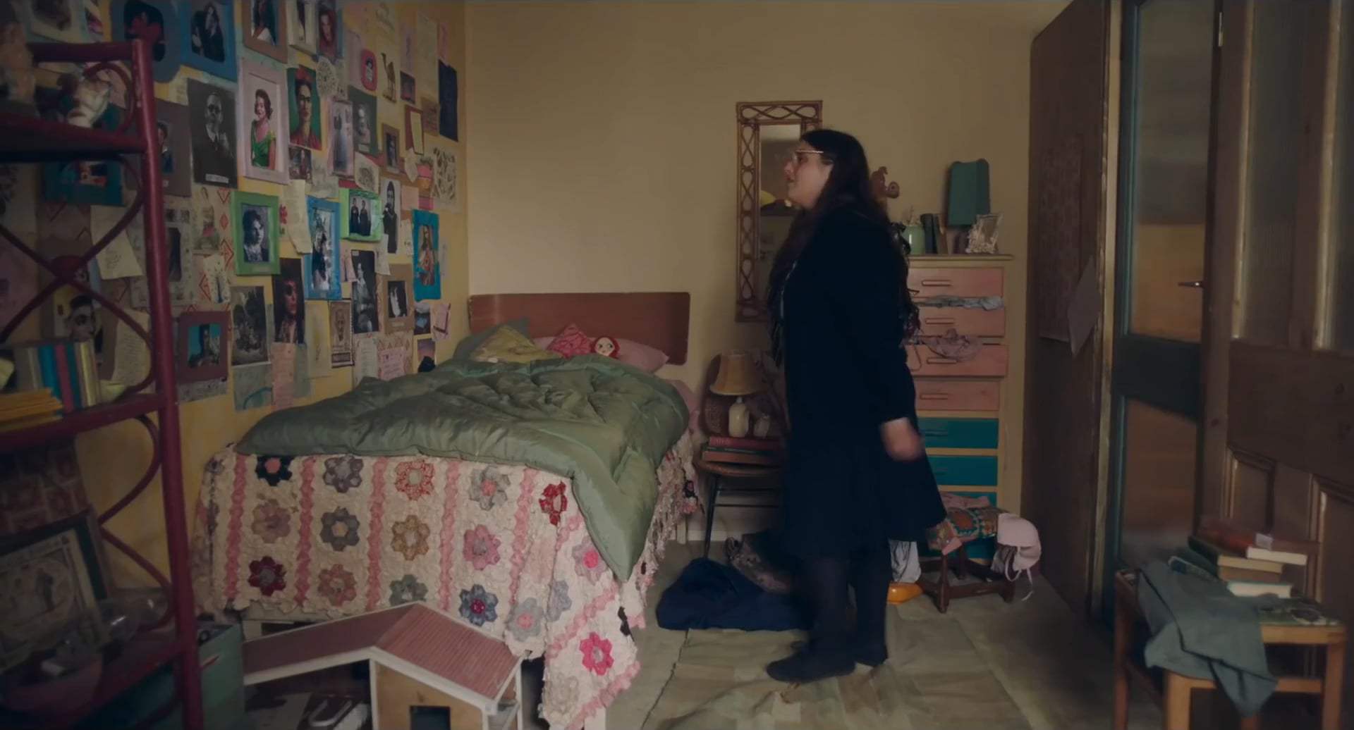 How to Build a Girl Trailer (2020) Screen Capture #1
