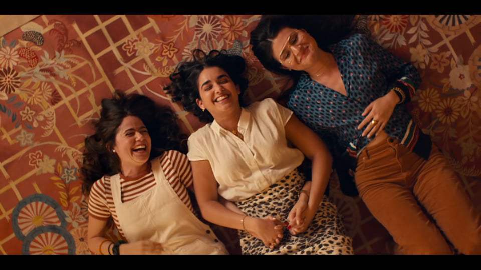The Broken Hearts Gallery Trailer (2020) Screen Capture #4