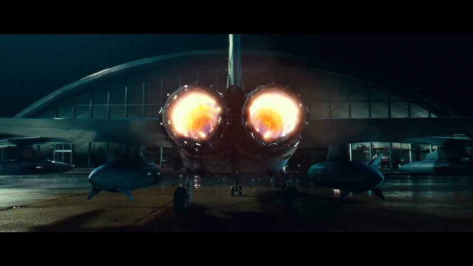 Wonder Woman 1984 Feature Trailer (2020) Screen Capture #3