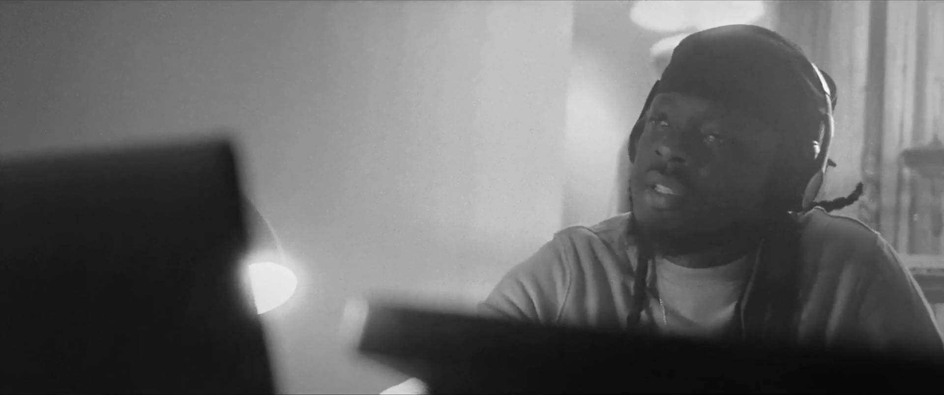 The 40-Year-Old Version Trailer (2020) Screen Capture #3