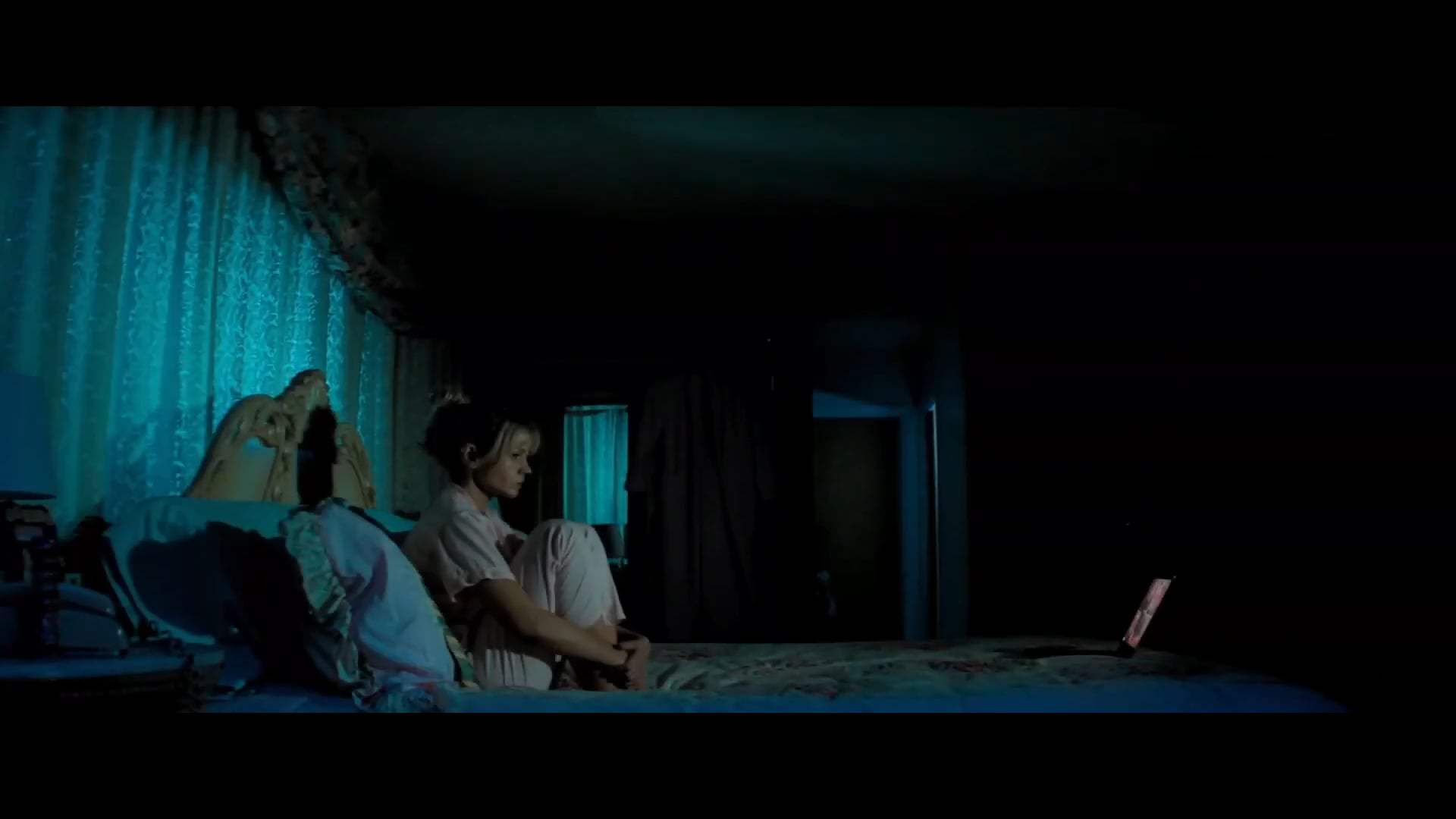 Promising Young Woman Theatrical Trailer (2020) Screen Capture #4