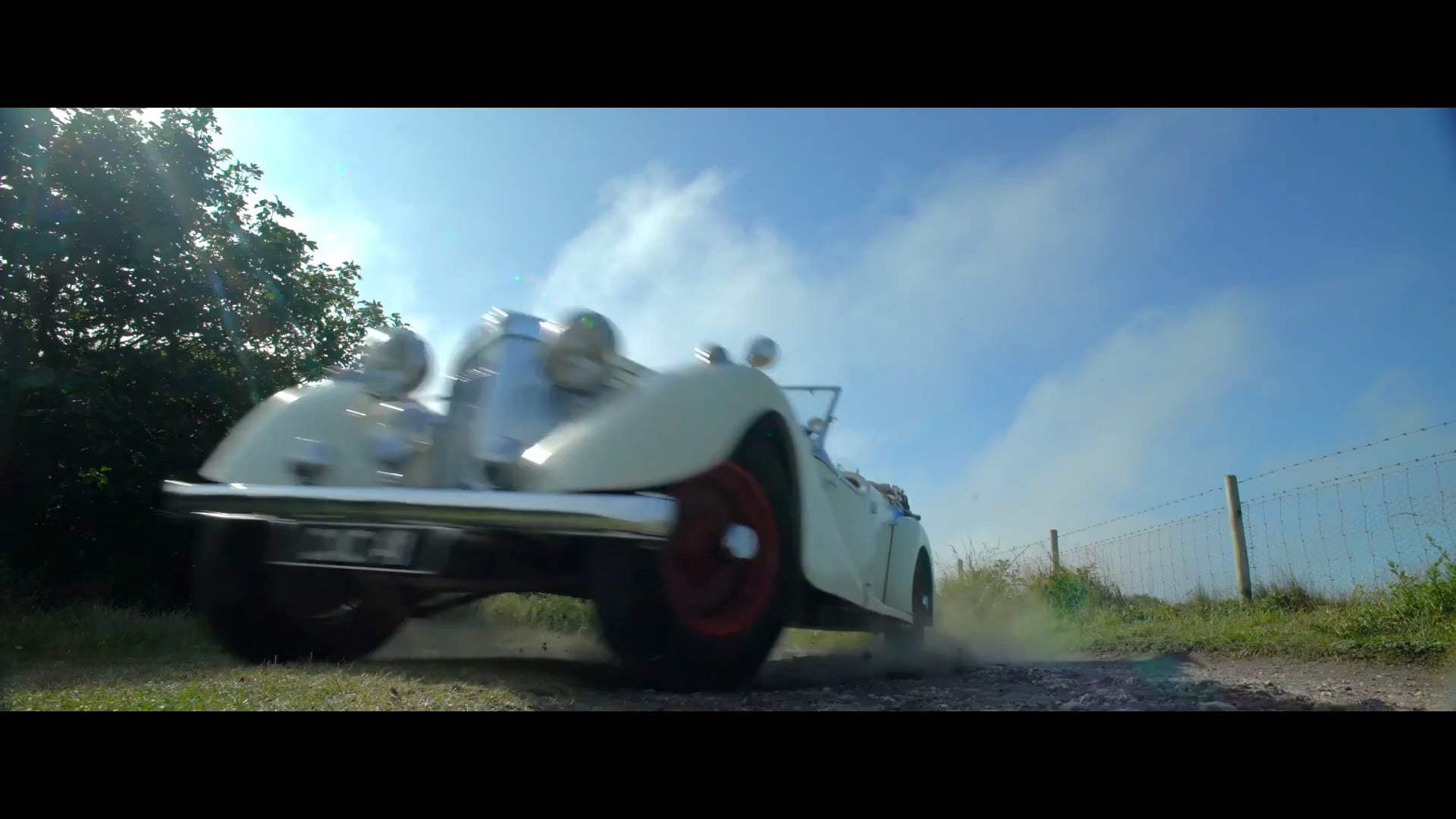 Blithe Spirit Theatrical Trailer (2020) Screen Capture #4
