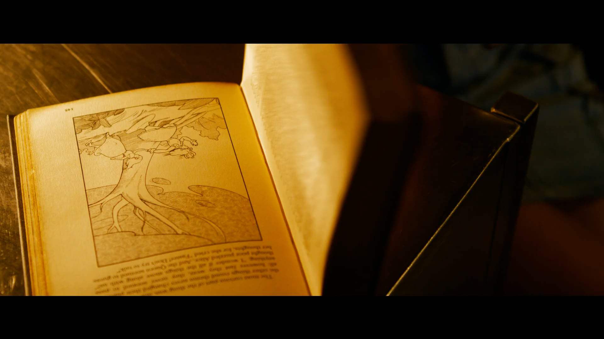 The Matrix Resurrections Trailer (2021) Screen Capture #2