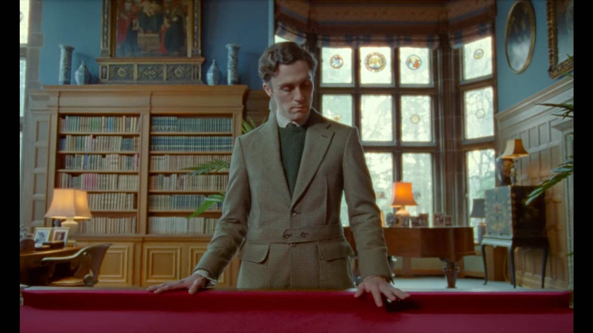 Spencer Trailer (2021) Screen Capture #3
