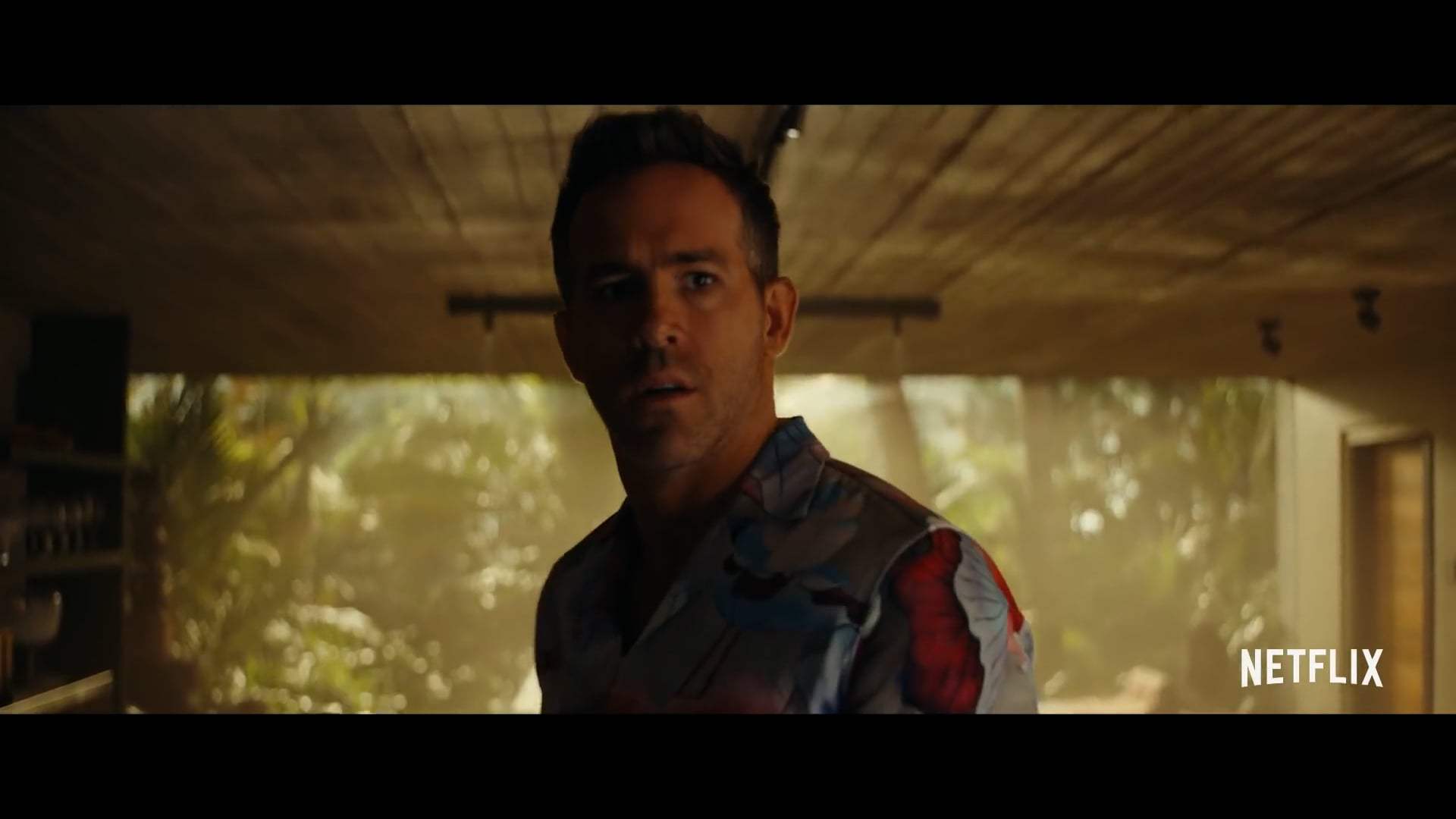 Red Notice Feature Trailer (2021) Screen Capture #1