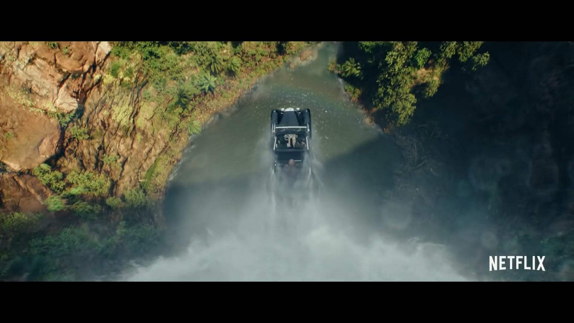 Red Notice Feature Trailer (2021) Screen Capture #4
