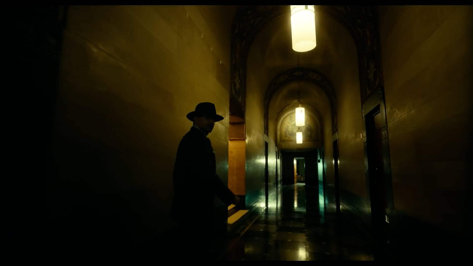 Nightmare Alley TV Spot - Beast (2021) Screen Capture #2