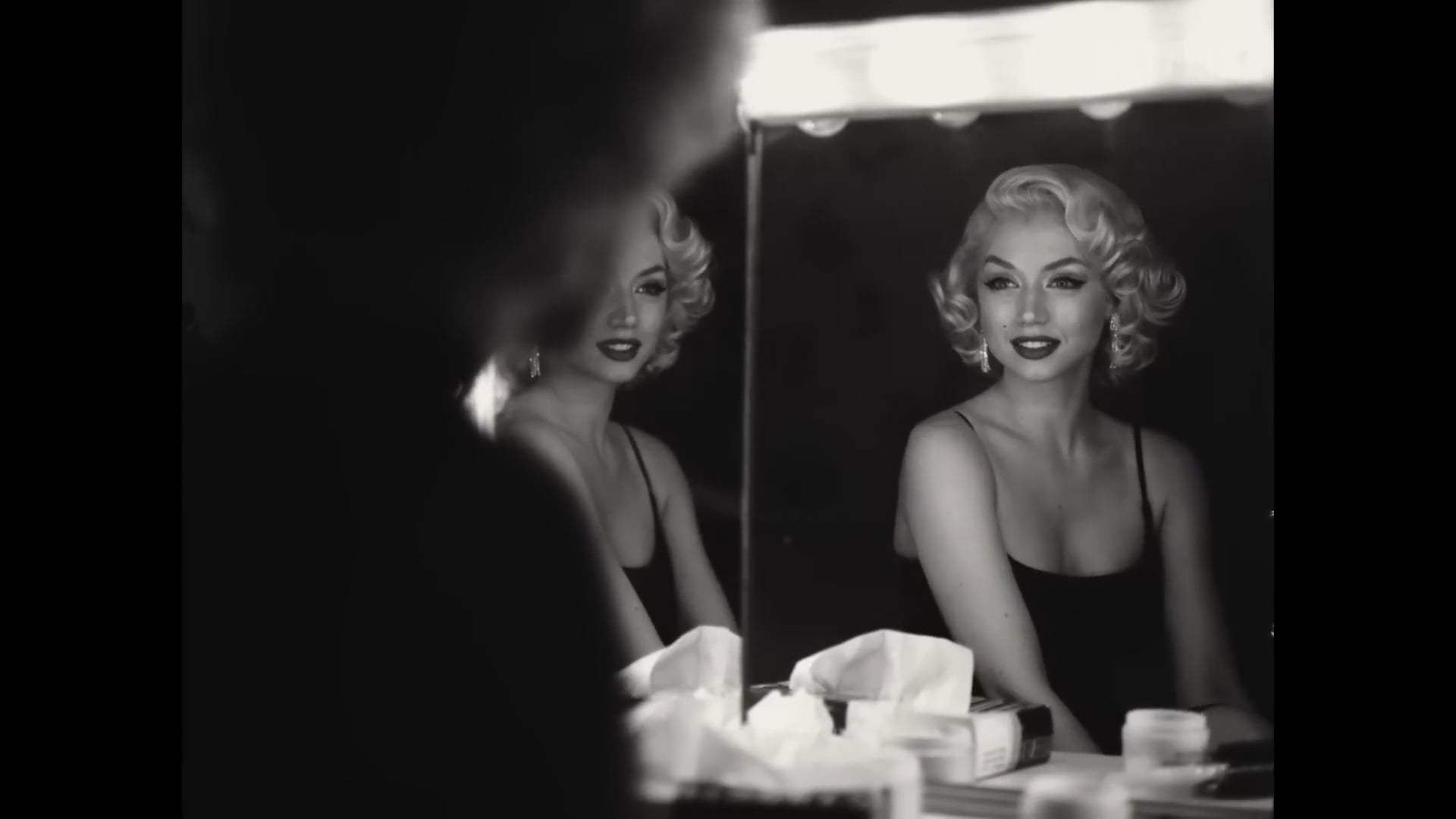 Blonde Trailer (2022) Screen Capture #1