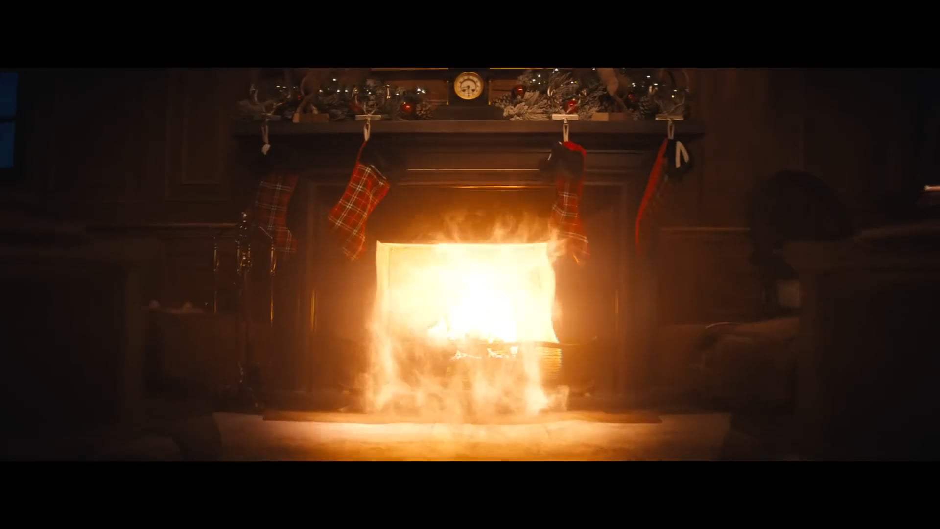 Violent Night Trailer (2022) Screen Capture #2