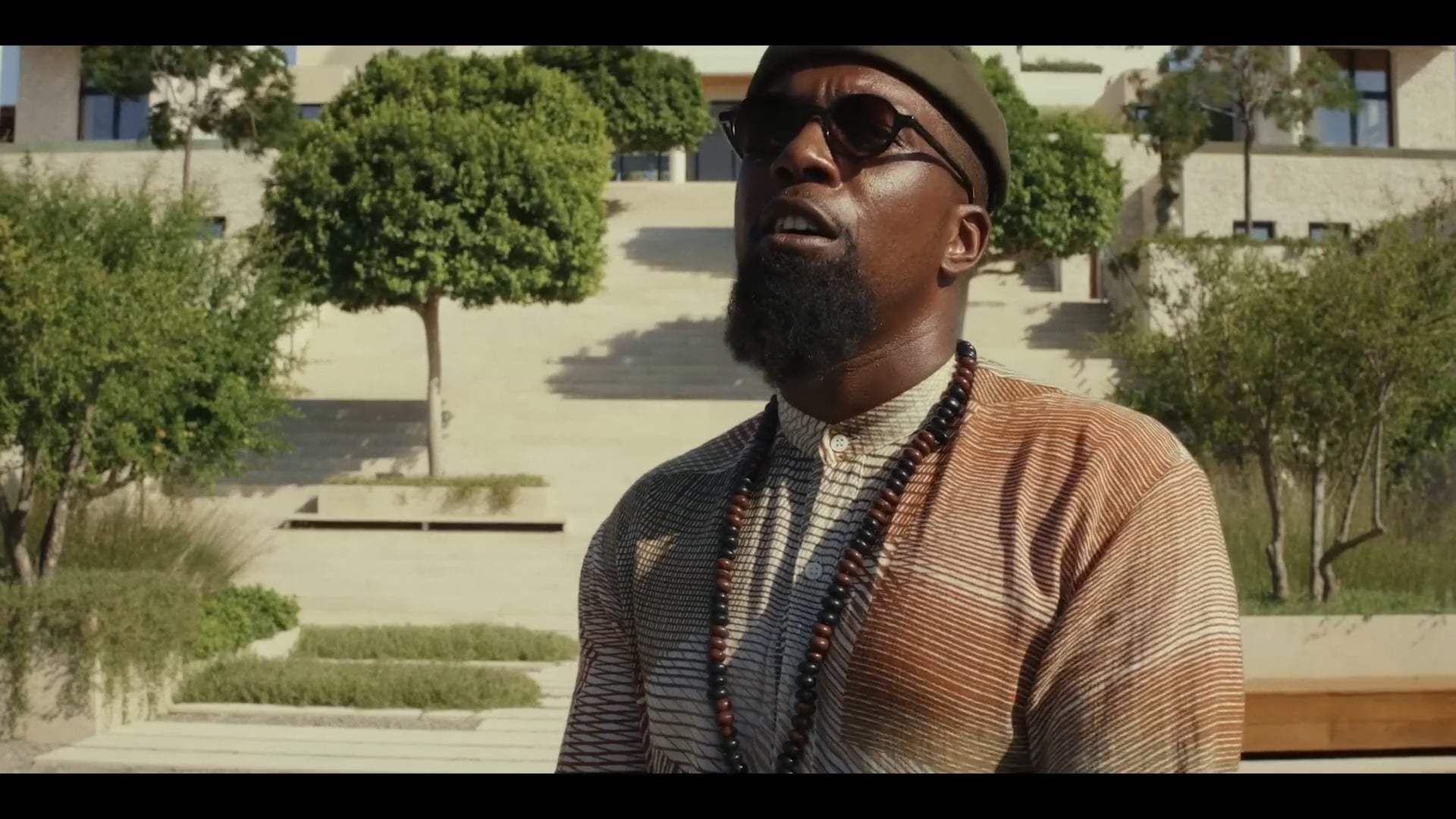 Glass Onion: A Knives Out Mystery Trailer (2022) Screen Capture #1