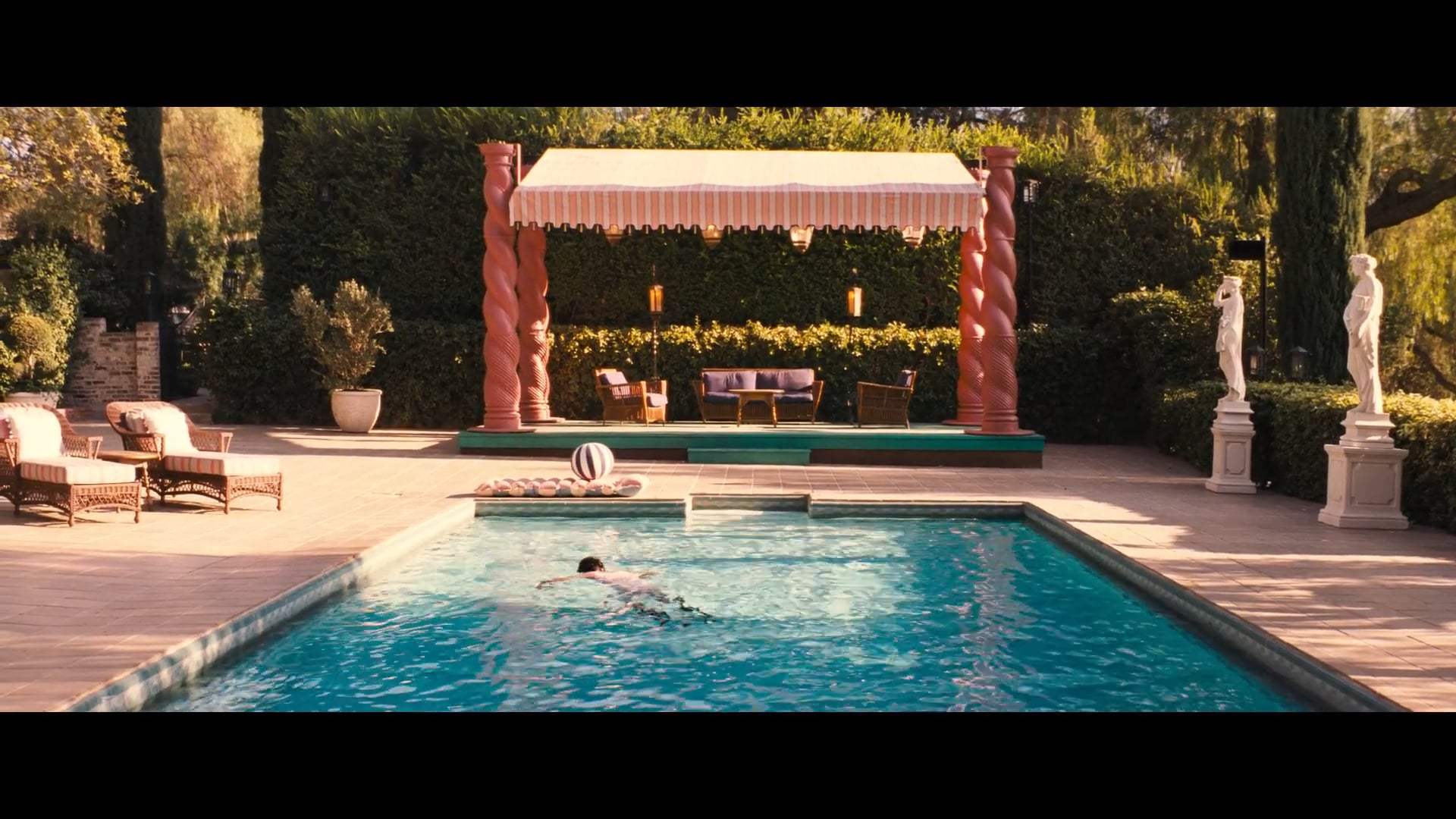 Babylon Trailer (2022) Screen Capture #4