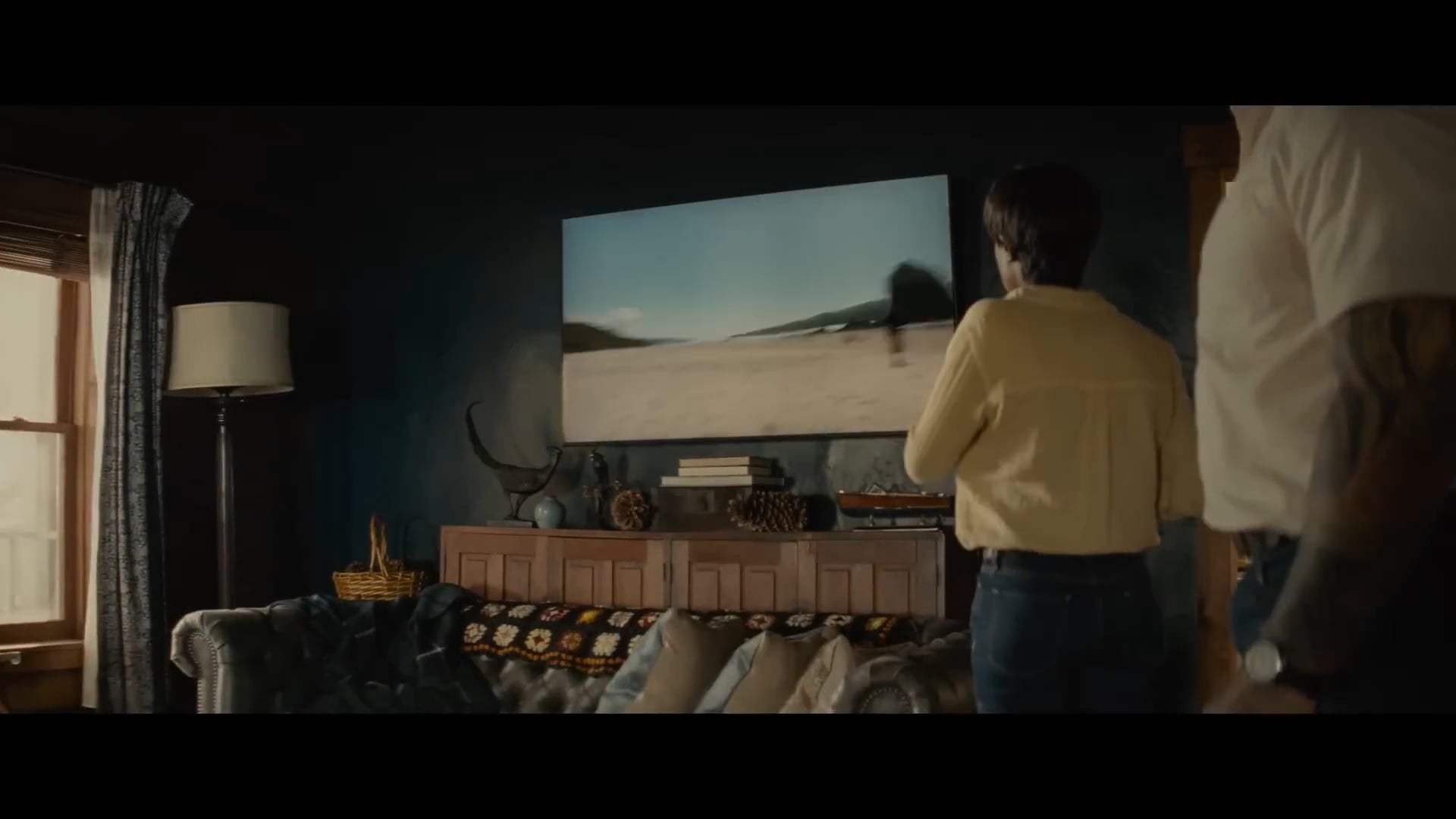 Knock at the Cabin Trailer (2023) Screen Capture #2