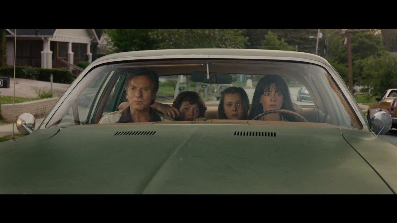 The End of Oak Street Trailer (2026) Screen Capture #2