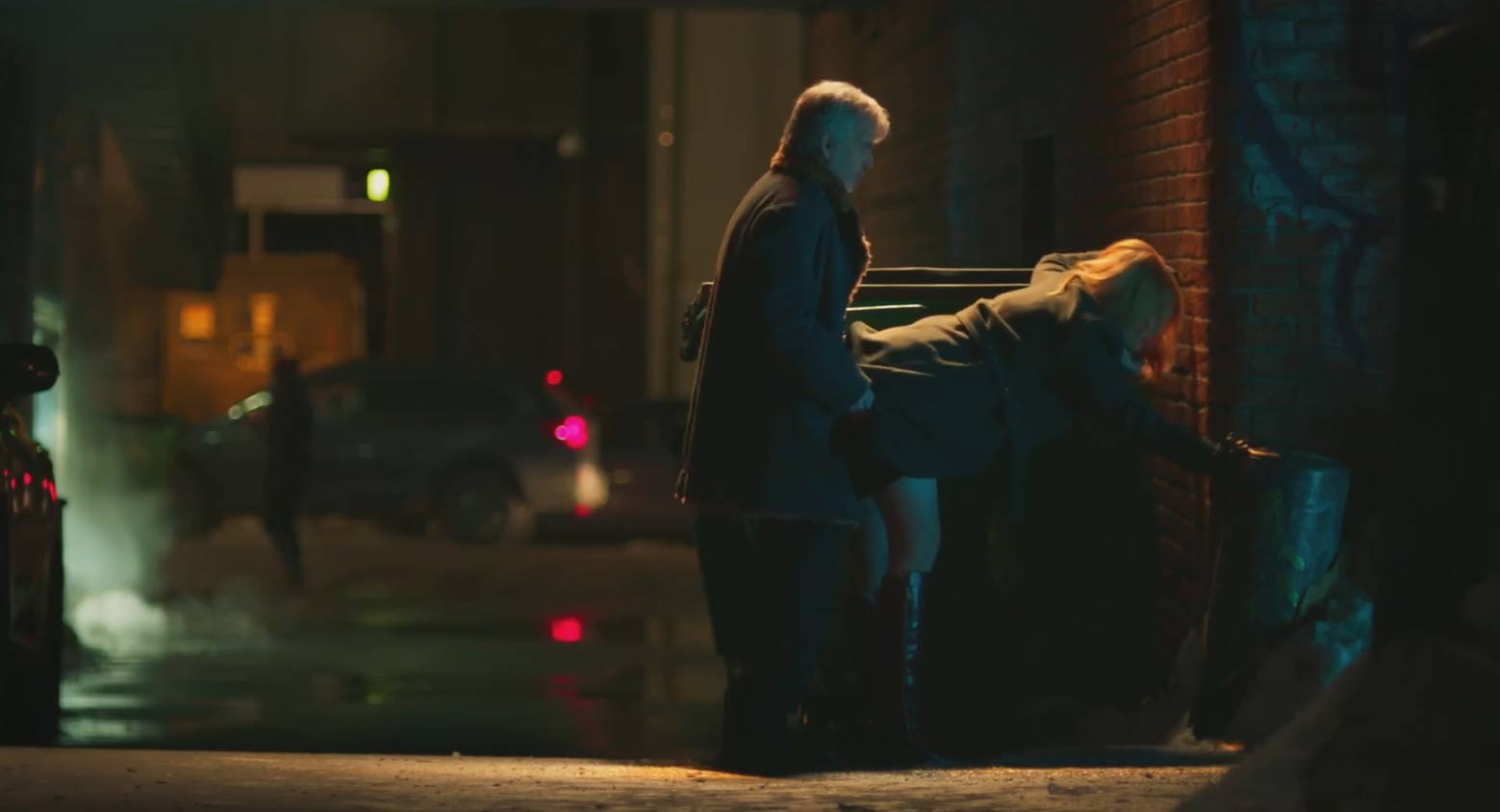 Bad Santa Red Band International Trailer Screenshot 2
