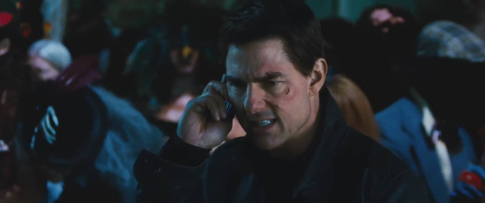 Jack Reacher Never Go Back - Theatrical Trailer Screencap 2