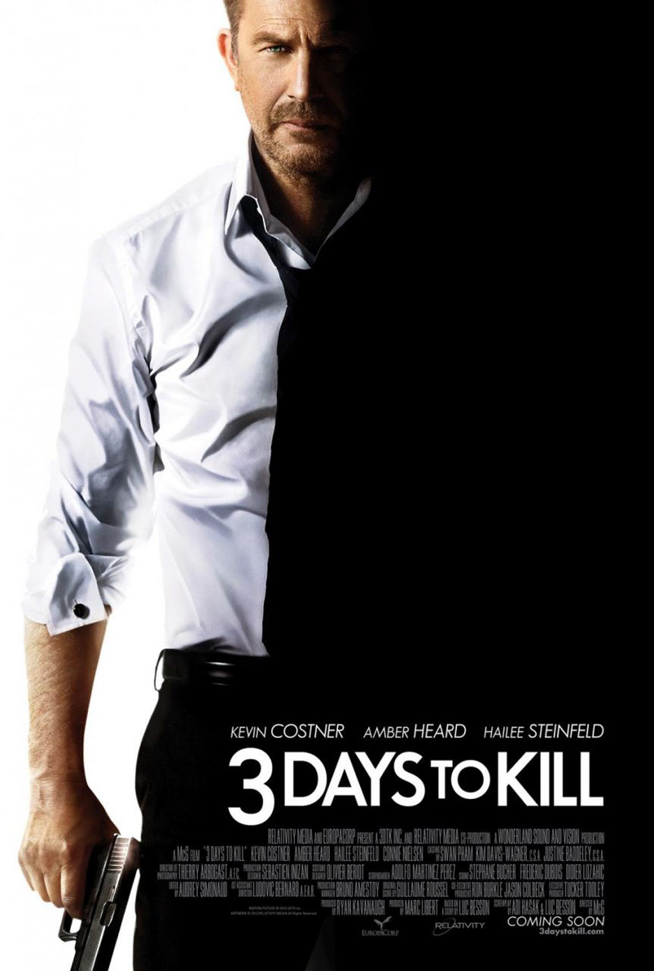 3 Days to Kill Poster #1